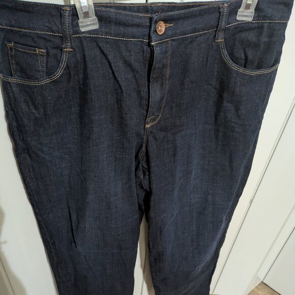 ~NWOT Women's Jeans - Picture 1 of 5